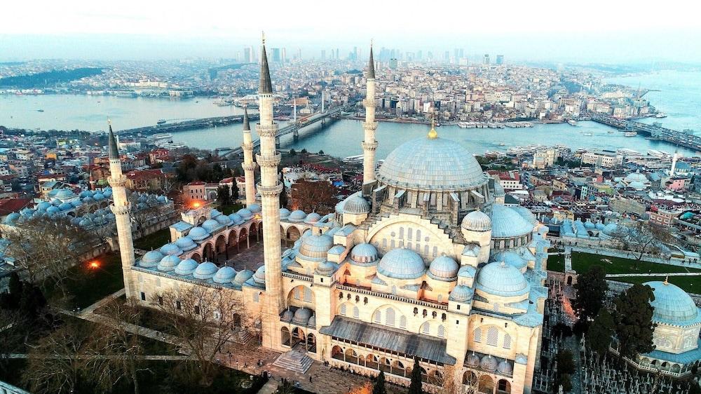 Grand Papirus Hotel Istanbul Exterior foto